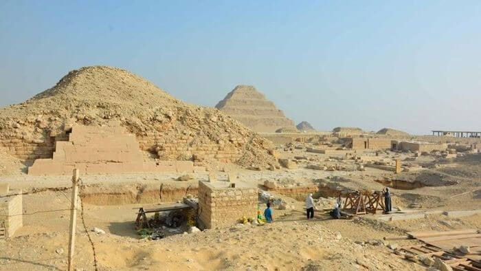 The excavation site of the embalming workshop near the Unas Pyramid and the Djoser Step Pyramid.