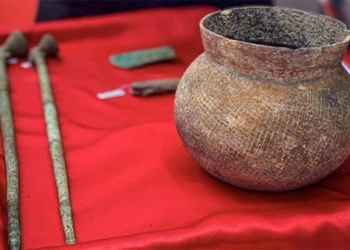10 objects just returned to vietnam 124239