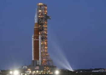 3 time drill failure of nasa new moon rocket returned to production location 120098