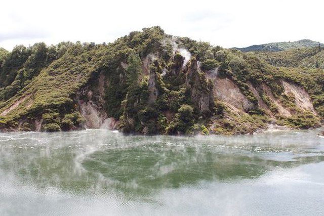 The water temperature here consistently ranges from 50 to 60 degrees Celsius.