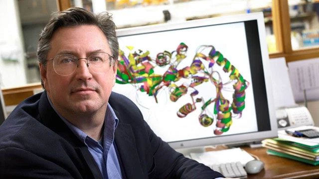 Infectious disease physician Dr. Kurt Krause, Biochemistry Professor at the University of Otago (New Zealand)