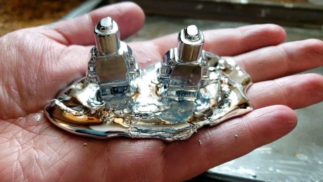 Oxide acts as an intermediary between the metal and water in the conductive solution.