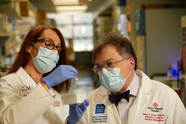Maria Elena Bottazzi and Peter Hotez - the two scientists who created the CORBEVAX vaccine