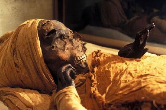 The mummy of Pharaoh Seqenenre found in the Royal Cache tomb.