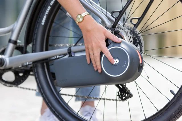 The accessory weighs about 3.3kg