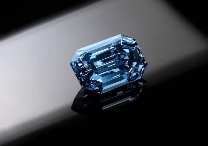 The largest blue diamond in the world, The De Beers Cullinan Blue.