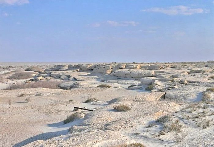 The island of Vozrozhdeniya is now overrun with sand and various highly toxic chemicals.