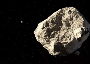a planet with dangerous capabilities will pass through earths orbit on friday 122284