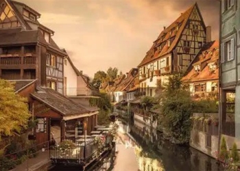 admire 8 most dreamy villages in the world like a fairy tale 122568