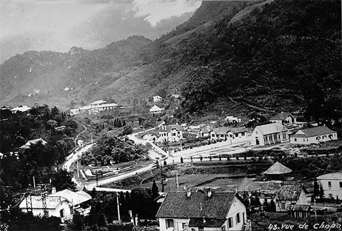 The bustling Sapa tourist town in the 1930s - 1940s