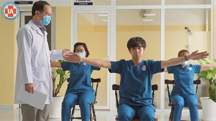 This is also considered a special exercise for the lungs, even for those who do not have Covid-19
