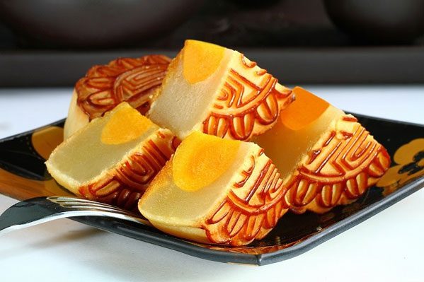 If you only eat mooncakes for breakfast, your body will have a lot of fat and sugar but little protein.