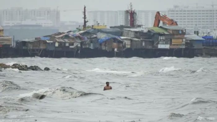 Super Typhoon Noru with winds of 185km/h struck the main island of Luzon