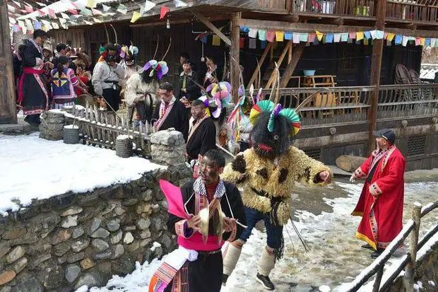 Tourism development has brought modernity to this place.