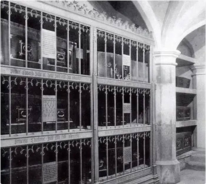 King George III was the first monarch to be buried in the vault in 1820.