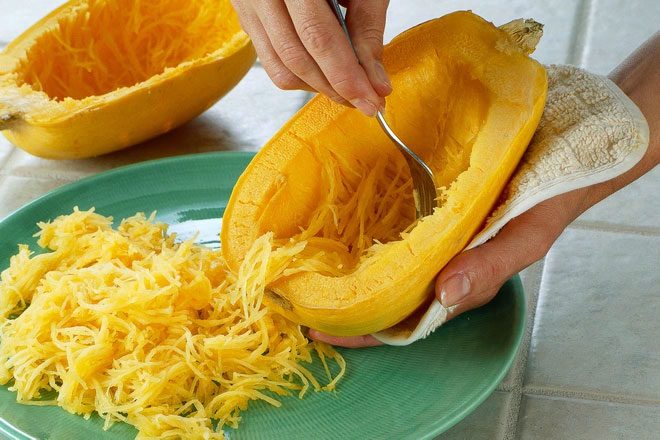 When boiled, the flesh resembles noodle strands or shredded papaya.