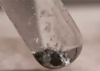 breaking new ground in hydrogen electrolysis at room temperature 122775