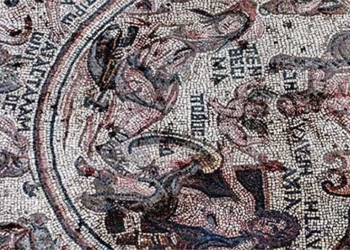 can see the most vivid painting describing the battle of troy 123704