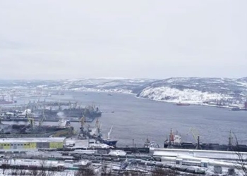 canh murmansk port not frozen on the arctic circle 119293