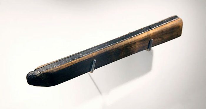 The oldest pencil in the world, found from the early 17th century