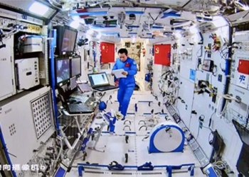 china launches experimental bio rocket 124023