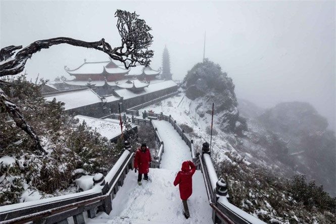 Fansipan spiritual complex in the snowy season.