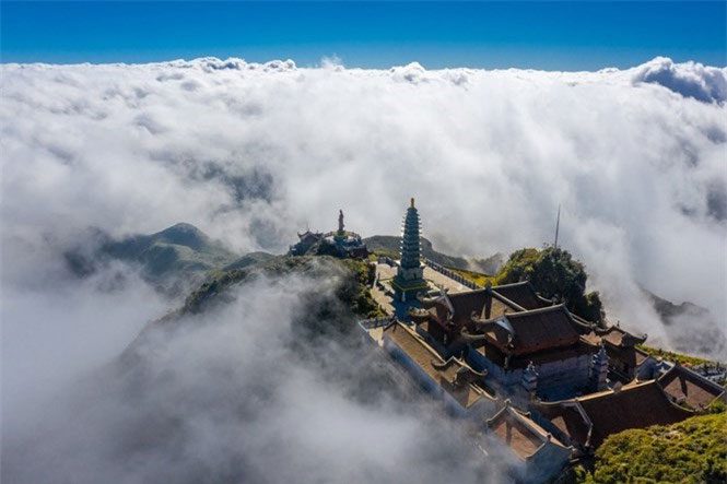 Spiritual complex on Fansipan peak.