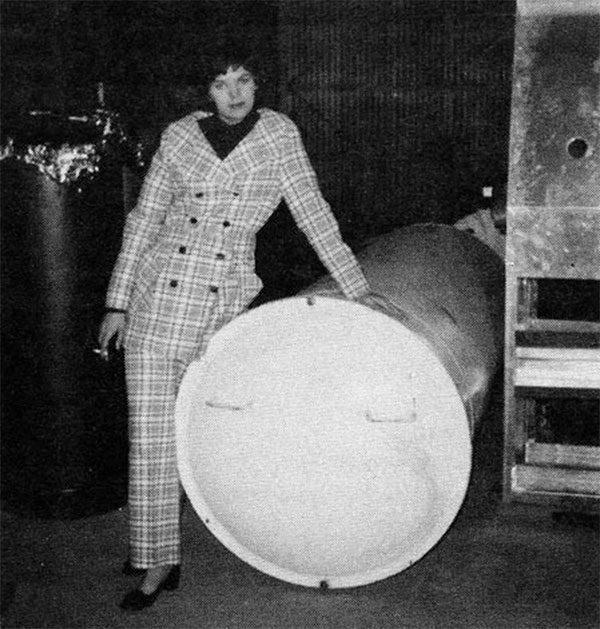 Bedford's daughter-in-law next to the nitrogen container holding his body