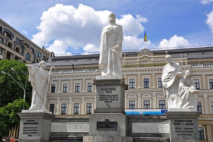 Monument to Princess Olga in Michael's Square, Kiev.