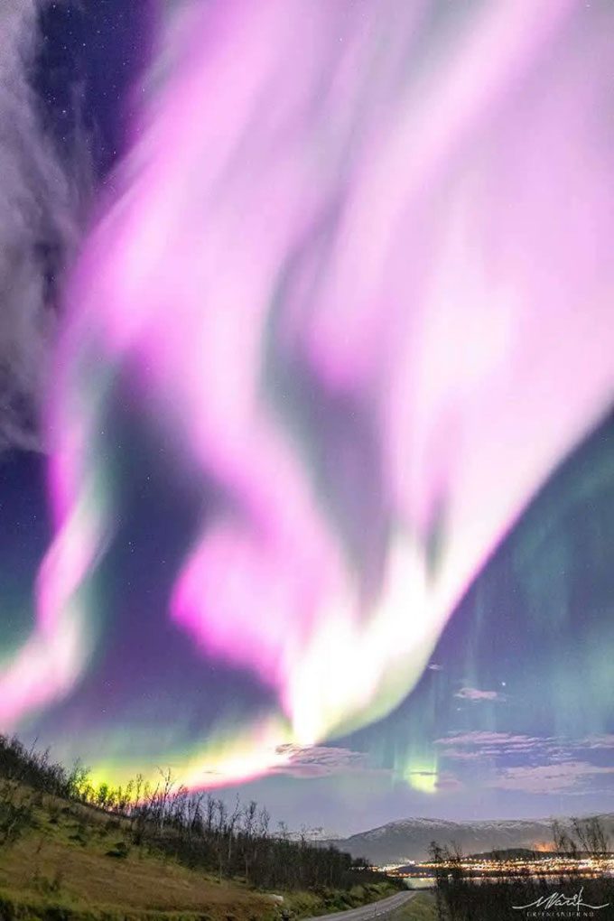Solar storm facilitates the formation of rare pink auroras.