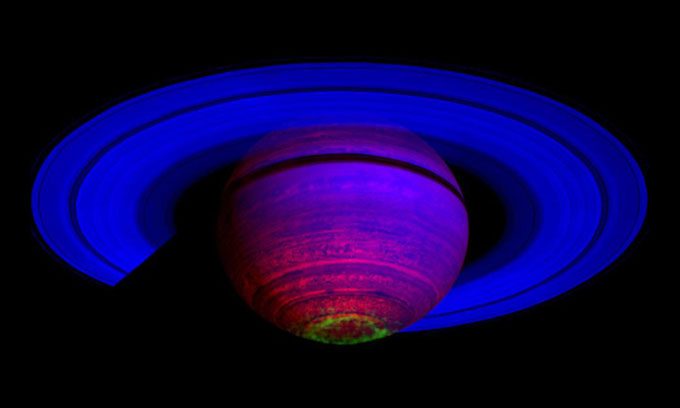 Infrared image showing auroras at the south pole of Saturn.