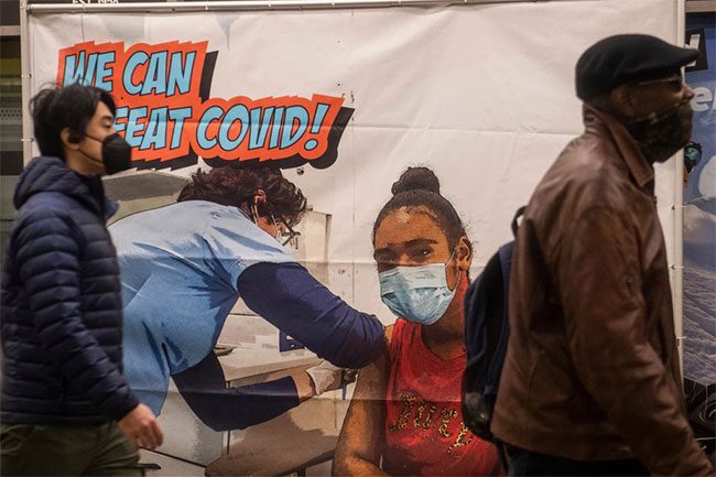 Studies show that simultaneous infections of flu and Covid-19 are very rare.