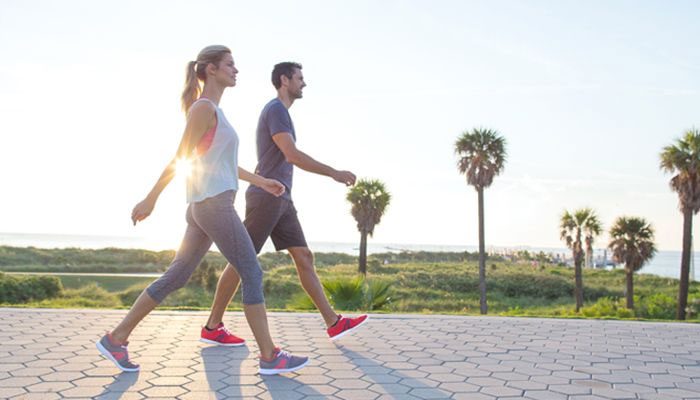 Fast walkers tend to have longer telomeres compared to slower walkers.