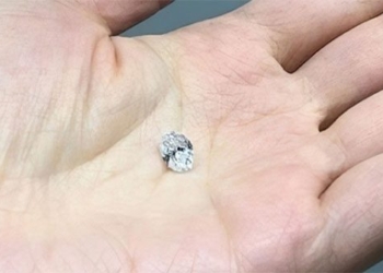 diamond rare reveals many water below the earths core 123221