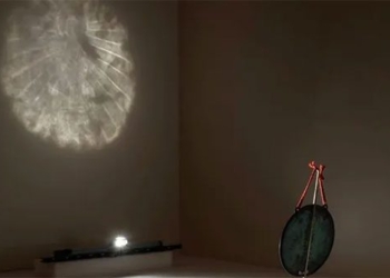 discovering the super rare magic mirror at the museum in america 121965