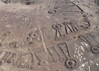 discovery of 4 500 year old tomb complex in saudi arabia with many strange shaped graves 118367