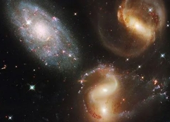 discovery of the largest black hole in the universe 123657