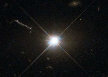 discovery of the mysterious structure in the giant universe 121020