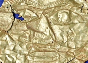 discovery of three golden masks under the mud in vung tau 118815
