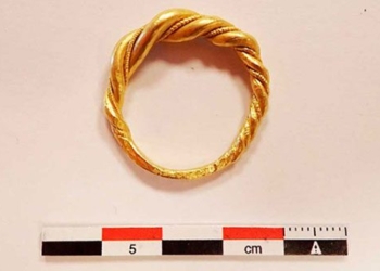 discovery viking man 1200 years old made of gold in norway 121692