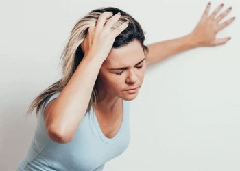 disease that makes you feel dizzy when standing up 119730