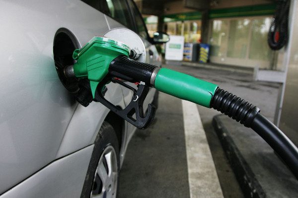 Most Effective Ways to Drive a Fuel-Efficient Car