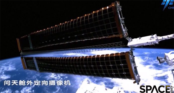 Each solar wing of Wentian is approximately 30 meters long.