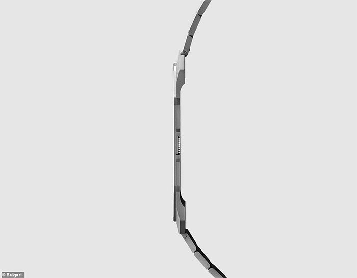 The ultra-thin design of the Finissimo Ultra makes a strong impression.