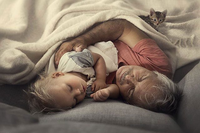 Children who frequently sleep next to older adults inhale more waste gases.