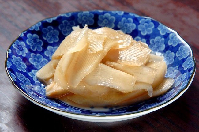 Ginger helps keep the body warm and supports fat burning