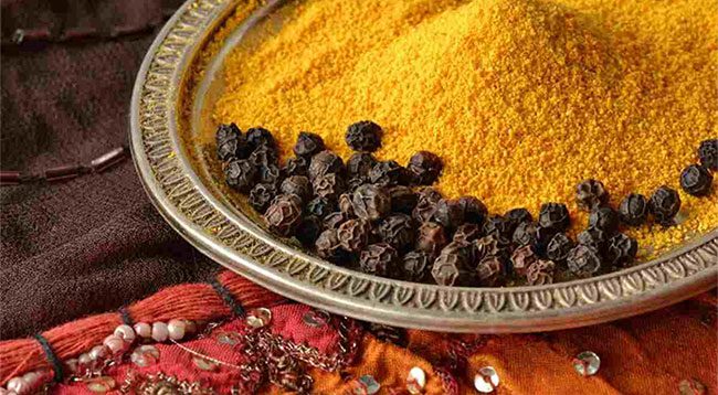 In Traditional Medicine, black pepper is also known as huo jiao, which is spicy, hot, and affects the spleen, stomach, lungs, and large intestine.