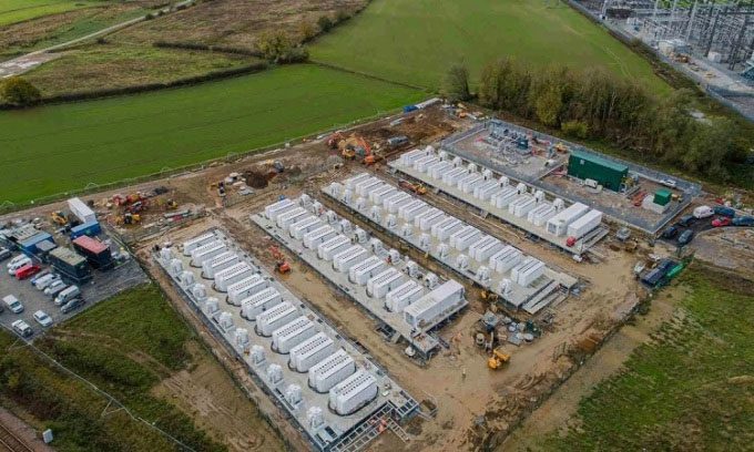 The system stores enough electricity to supply 300,000 UK households for two hours.