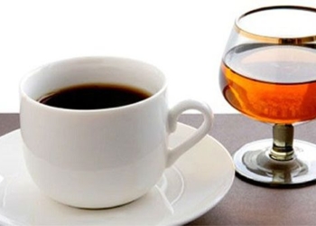 how dangerous is mixing alcohol with caffeine 119544