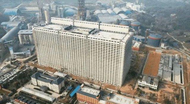 "Pig Hotel" in Yichang, Hubei Province.
